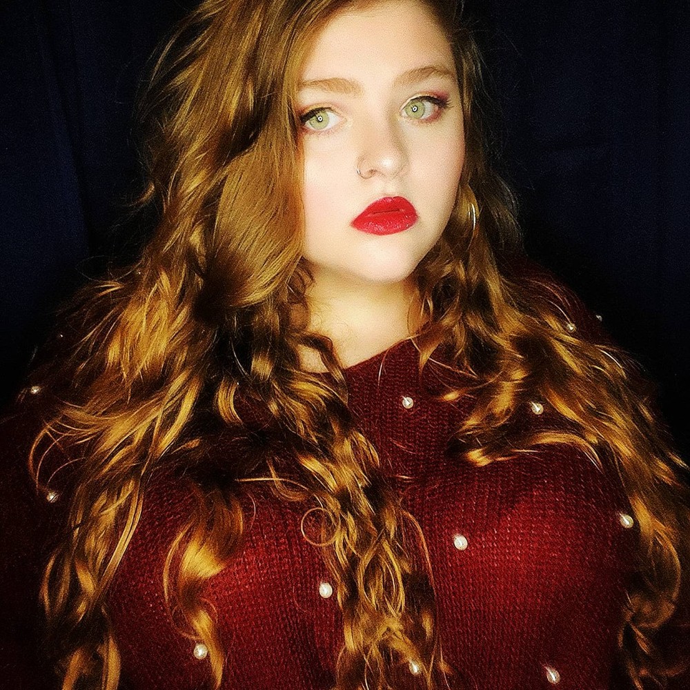 Meet your Posher, Posh